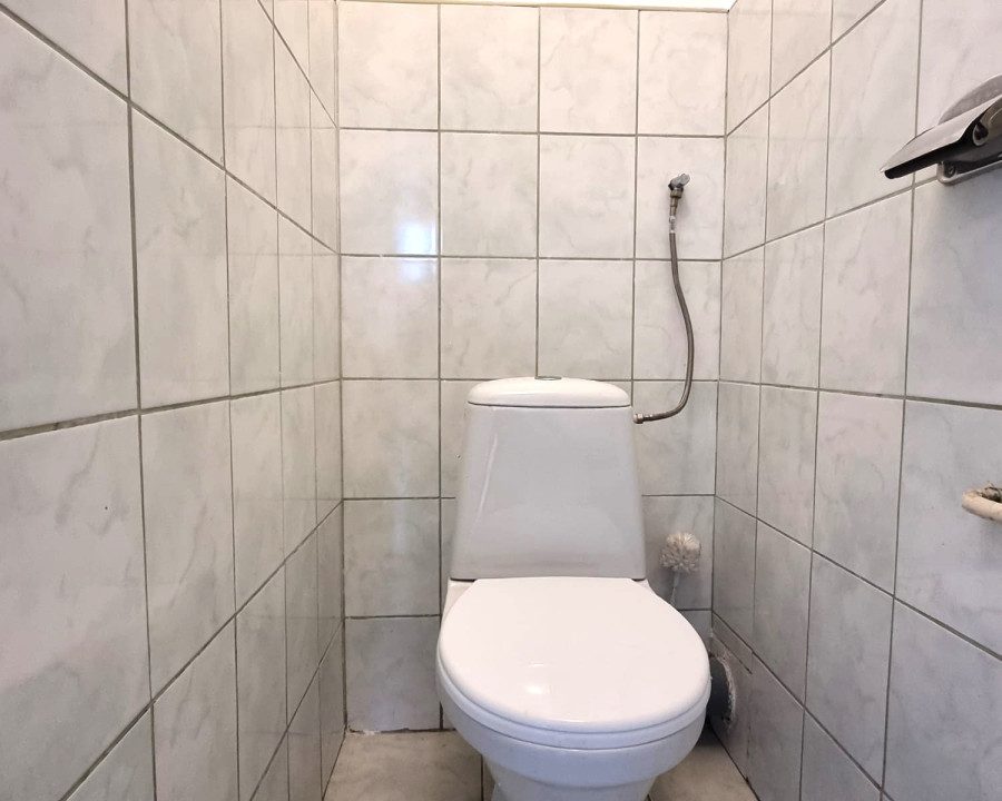 80395226_max